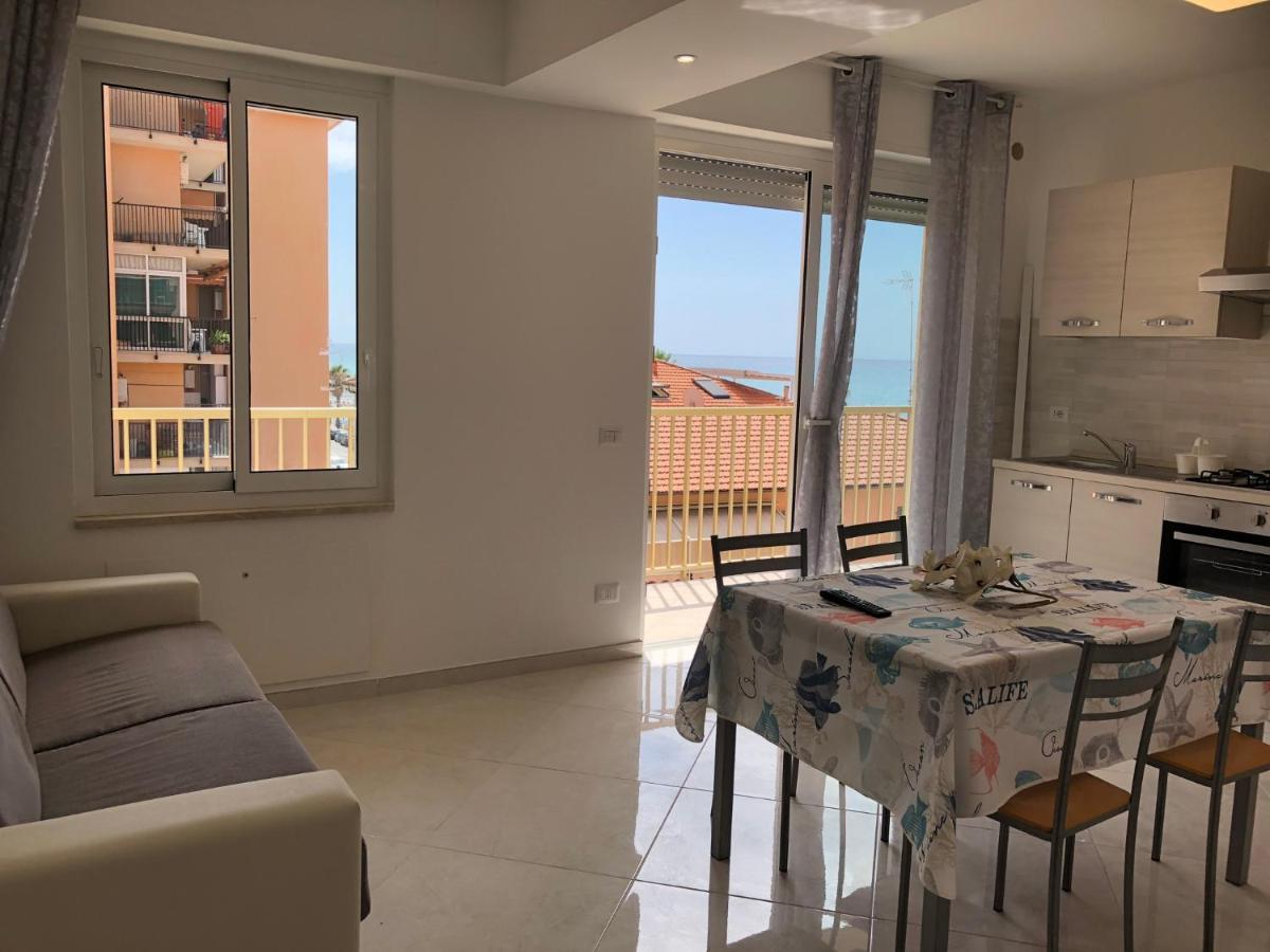 Apartamento Casa Di Gio' Ventimiglia Exterior foto